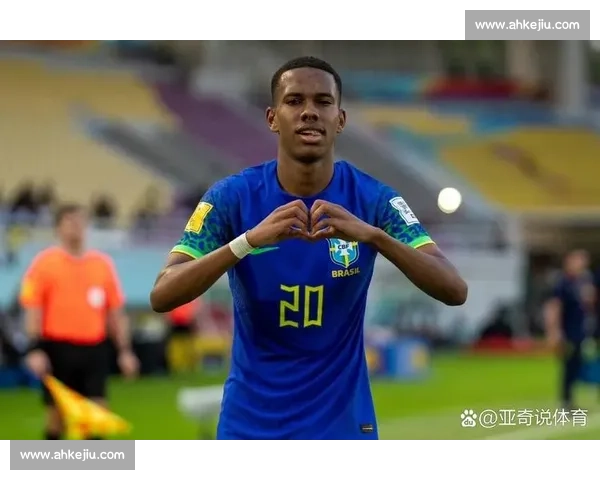 罗马诺确认！切尔西 5500 万镑签巴西锋线新星，7 年长约锁定未来核心